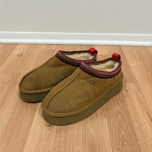 UGG Tazz Slippers 7us